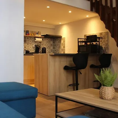 Joli Duplex Avec Terrasse Apartmán *